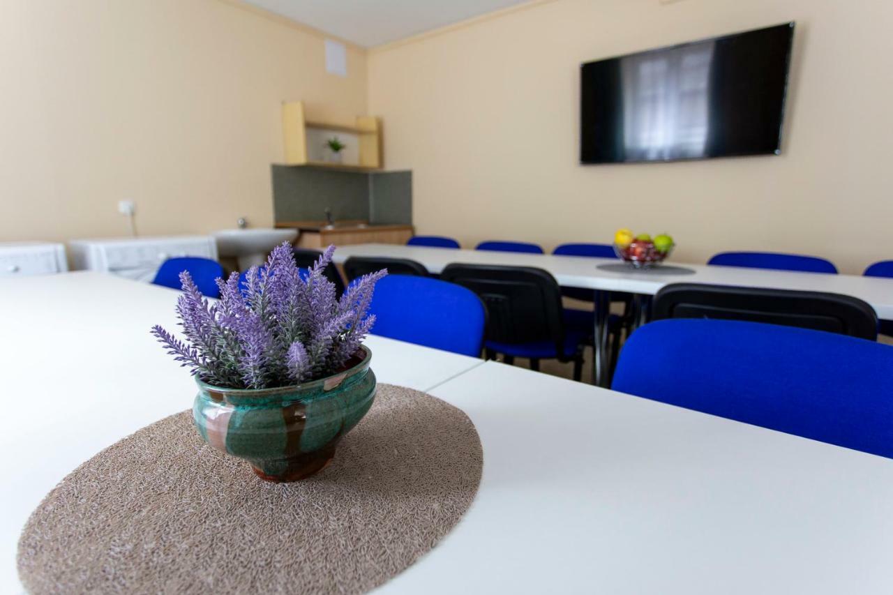 Dunaújváros Pd Hostel מראה חיצוני תמונה